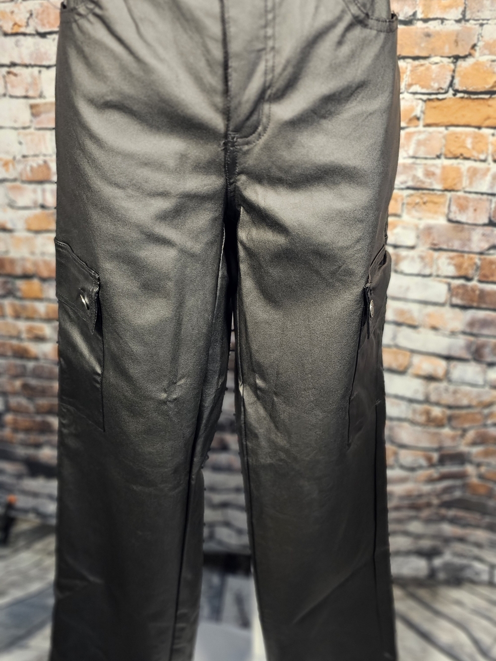 Madden Girl Size 5 Faux Leather Cargo Pants Black Wide Leg Coated High Rise